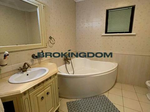 дом по адресу Мирна