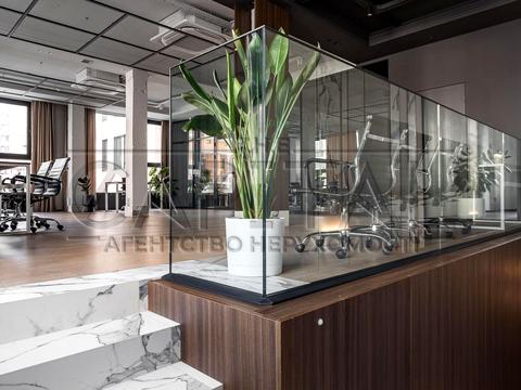 комерційна за адресою Бульварно-Кудрявська вул. (Воровського), 15