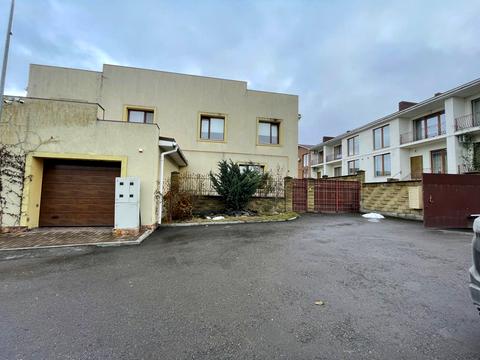 будинок за адресою Щаслива вул., 36