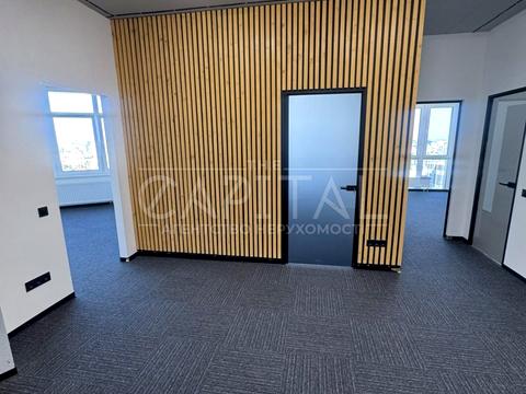 комерційна за адресою Зарічна вул., 16