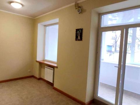 комерційна за адресою Круглоуніверситетська вул., 17