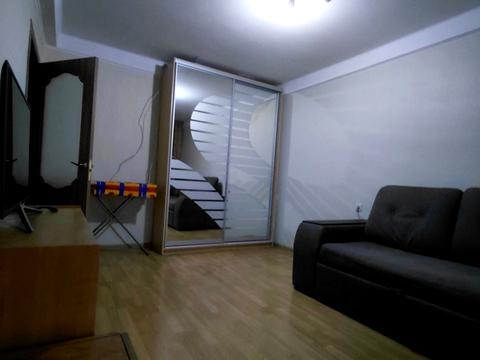 квартира за адресою Ореста Левицького вул. (Академіка Курчатова), 4