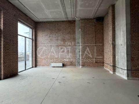 комерційна за адресою Набережно-Хрещатицька вул., 21