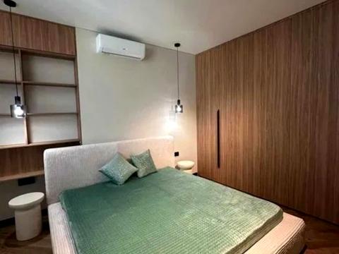 квартира за адресою Андрія Верхогляда вул. (Михайла Драгомирова), 14-А