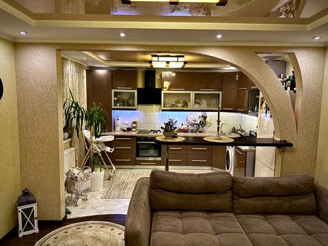 квартира за адресою Миколаївська вул., 10