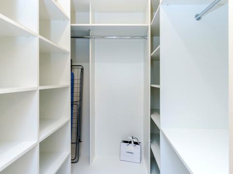 квартира за адресою Євгена Коновальця вул. (Щорса), 44-А