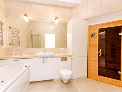 квартира за адресою Євгена Коновальця вул. (Щорса), 44-А