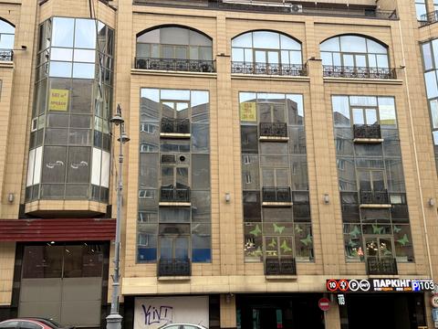 комерційна за адресою Велика Васильківська вул. (Червоноармійська), 5