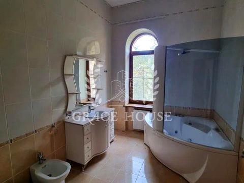 будинок за адресою Анатолія Солов'яненка вул.