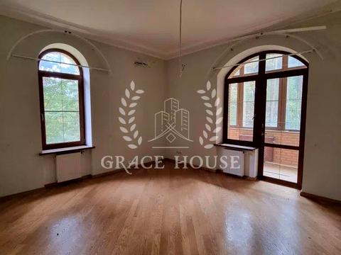 будинок за адресою Анатолія Солов'яненка вул.