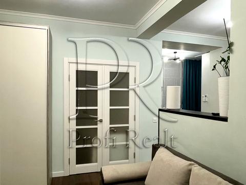 квартира за адресою Братська вул., 12