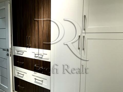 квартира за адресою Братська вул., 12