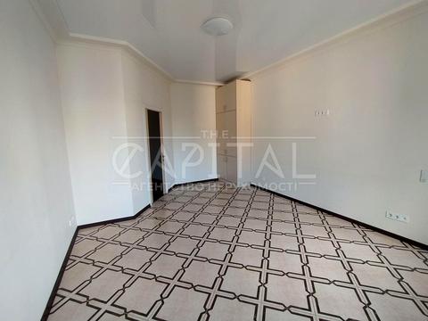 комерційна за адресою Жилянська вул., 120-Б