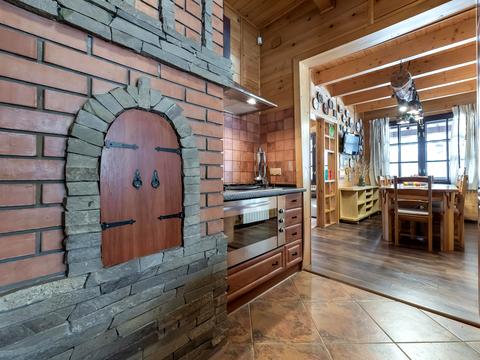 будинок за адресою Лісова вул.