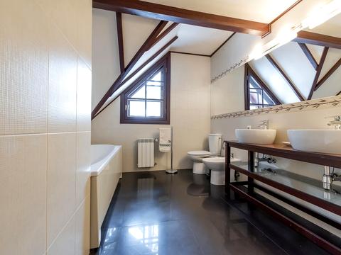 будинок за адресою Лісова вул.