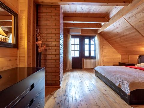 будинок за адресою Лісова вул.