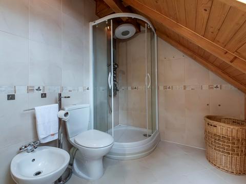 будинок за адресою Лісова вул.