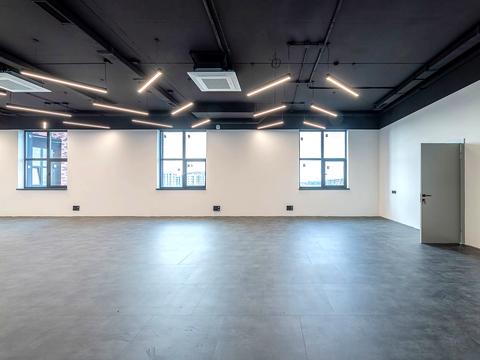 коммерческая по адресу Стрыйская ул., 266