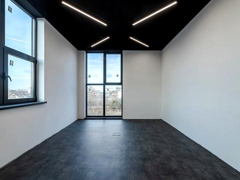 коммерческая по адресу Стрыйская ул., 266