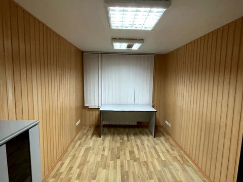 комерційна за адресою Патріарха Мстислава Скрипника вул., 40-А