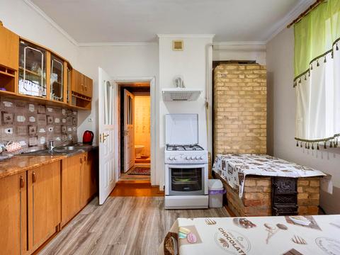 дом по адресу Лесі Українки, 2а