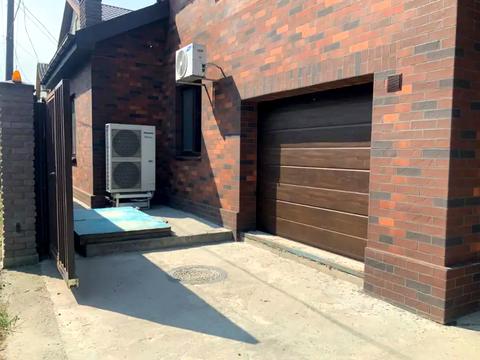 будинок за адресою Залізнична вул.