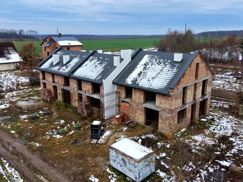 будинок за адресою Вишнева вул.