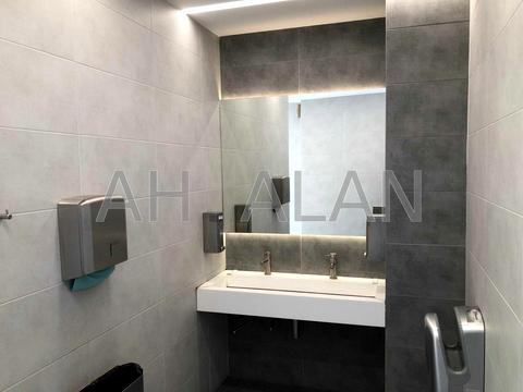 комерційна за адресою Хрещатик вул. (Kreschatic), 7/11