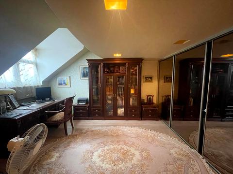 квартира за адресою Пилипа Орлика вул., 6