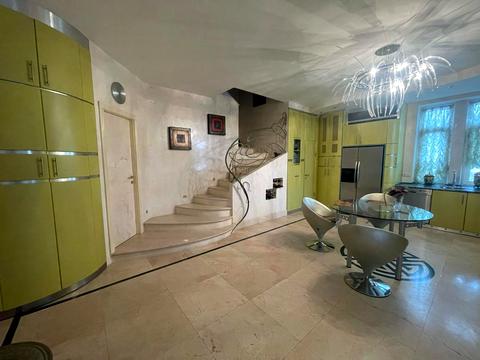 квартира за адресою Пилипа Орлика вул., 6