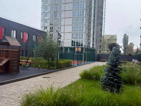 квартира за адресою Академіка Булаховського вул., 2