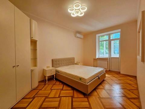 квартира за адресою Іоанна Павла II вул. (Патріса Лумумби), 7