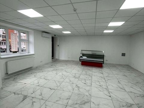 комерційна за адресою Галицька вул., 7-Д