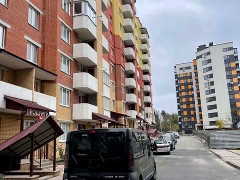 комерційна за адресою Галицька вул., 7-Д