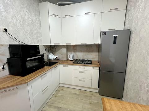 квартира за адресою Євгена Коновальця вул. (Щорса), 18