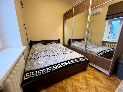 квартира за адресою Євгена Коновальця вул. (Щорса), 18