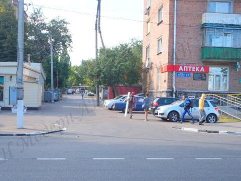 комерційна за адресою Любові Малої просп. (Постишева), 22