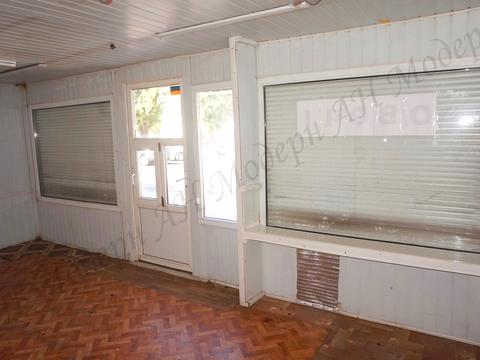 комерційна за адресою Любові Малої просп. (Постишева), 22