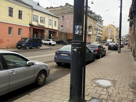 коммерческая по адресу Богдана Хмельницкого ул., 121