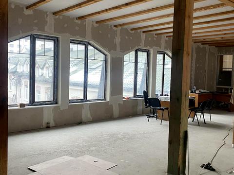 коммерческая по адресу Богдана Хмельницкого ул., 121