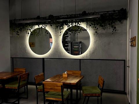 комерційна за адресою Січових Стрільців вул., 17