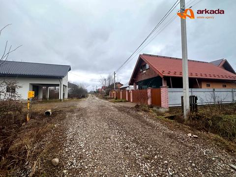 участок по адресу пгт. Лисец, Стуса