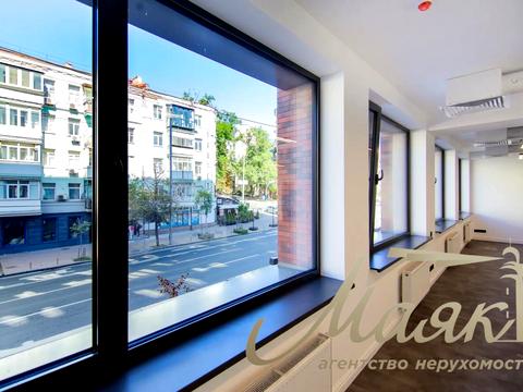 комерційна за адресою Саксаганського вул., 50/20