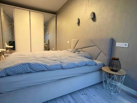 квартира за адресою Лабораторний пров., 6