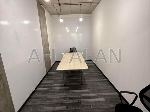 комерційна за адресою Воздвиженська вул., 45