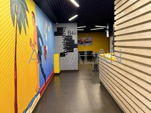 комерційна за адресою Воздвиженська вул., 45