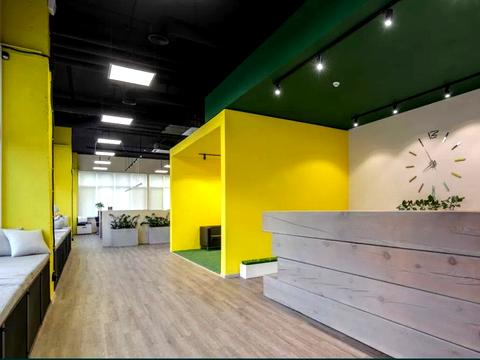 комерційна за адресою Юрія Іллєнка вул. (Мельникова), 81