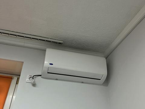 комерційна за адресою Подільська вул., 25