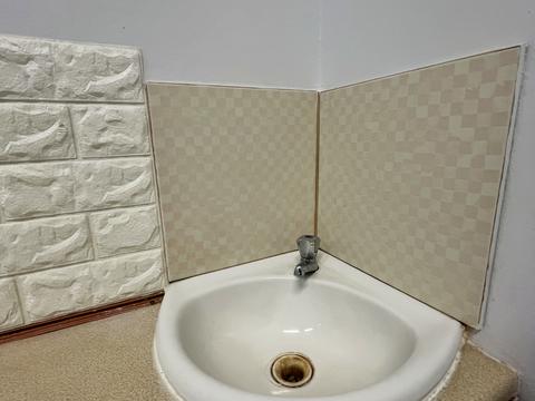 комерційна за адресою Подільська вул., 25