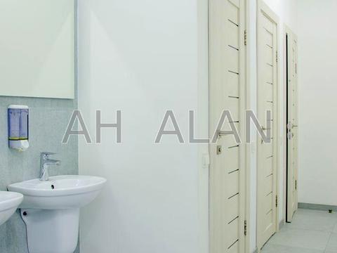 коммерческая по адресу Елены Телиги ул., 6